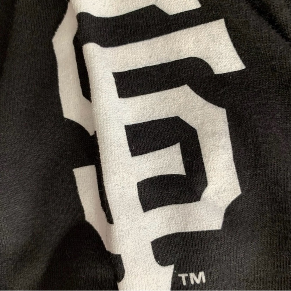 San Francisco Giants Women’s Limited Edition Shirt Sz M - Picture 5 of 5